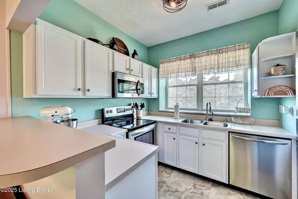 Union, KY 41091,936 Oakmont Ct