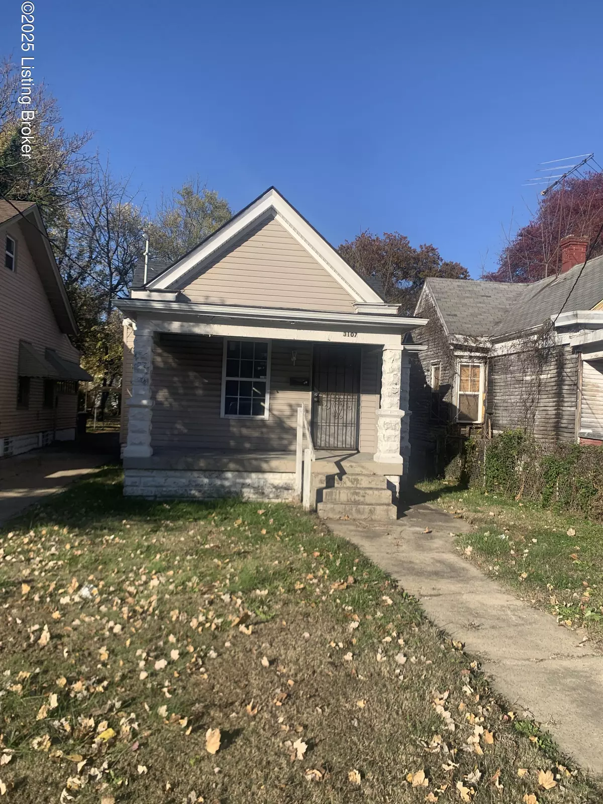 Louisville, KY 40211,3107 Dumesnil St