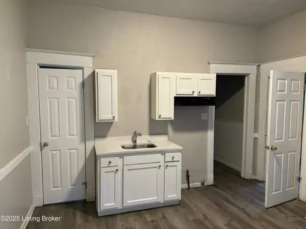 Louisville, KY 40210,1851 Date St