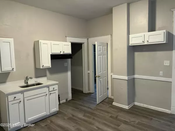 Louisville, KY 40210,1851 Date St