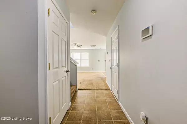 Louisville, KY 40258,6106 Dewitt Dr