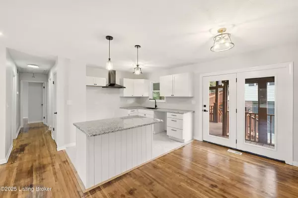 Louisville, KY 40219,8105 Horizon Ln