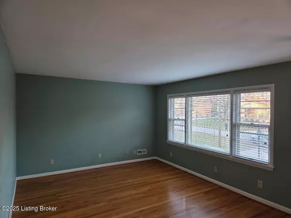 Louisville, KY 40291,5506 Tealeaf Ct