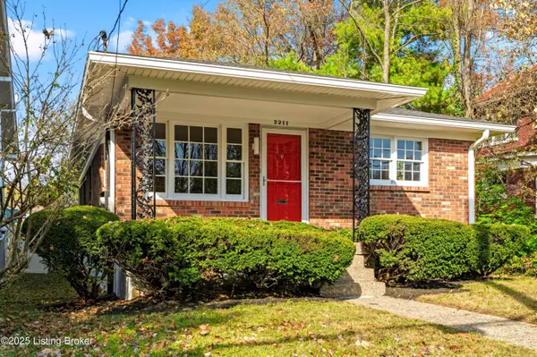 2211 WROCKLAGE AVE, Louisville, KY 40205