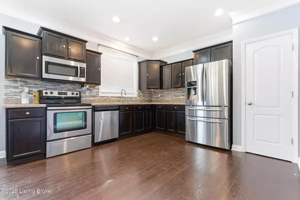 Louisville, KY 40291,9102 Rocky Bank Ct