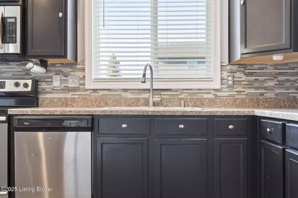 Louisville, KY 40291,9102 Rocky Bank Ct