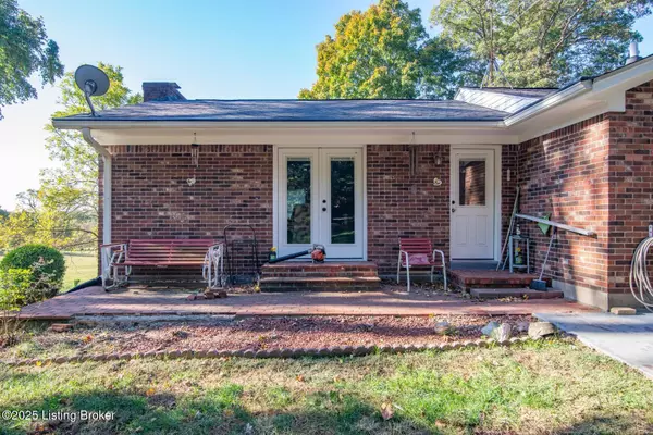 Ekron, KY 40117,615 Buck Knobs Rd