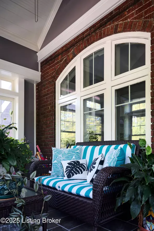 Louisville, KY 40204,1638 Edenside Ave