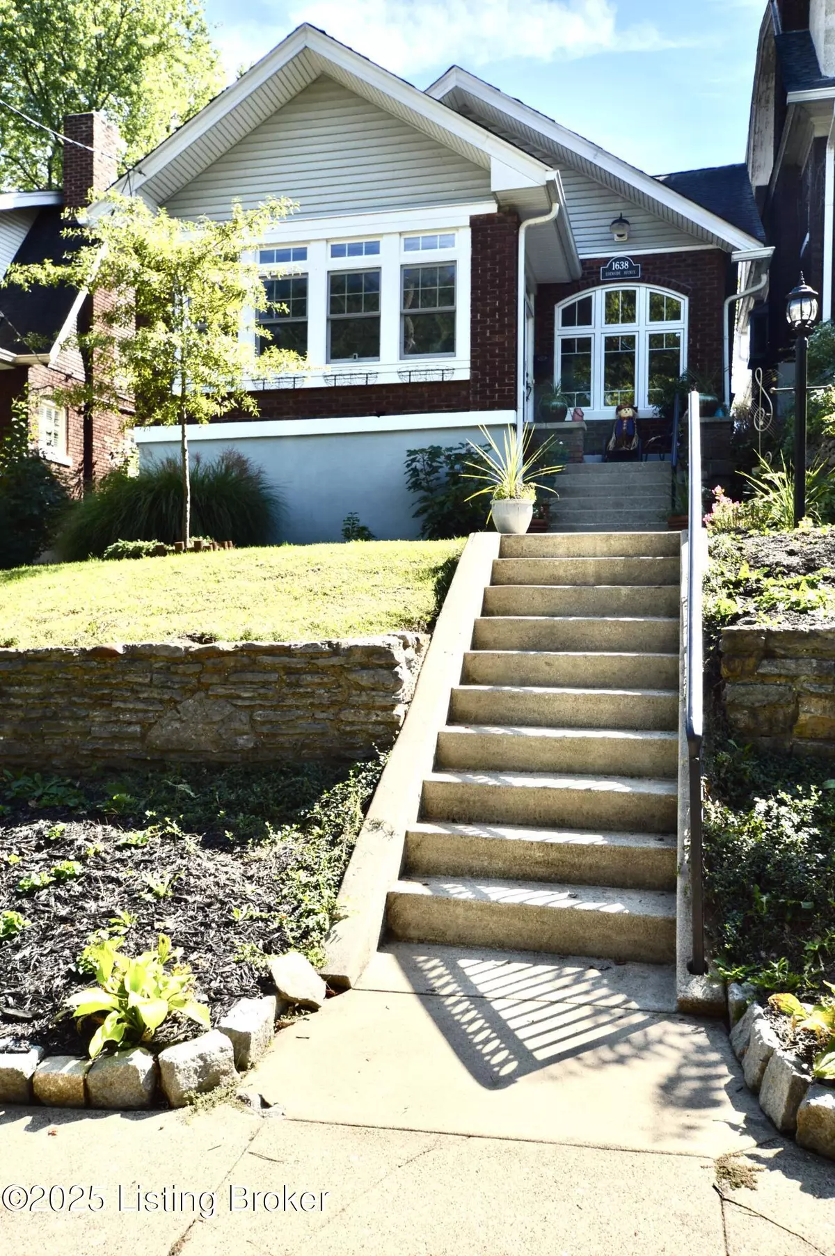 Louisville, KY 40204,1638 Edenside Ave