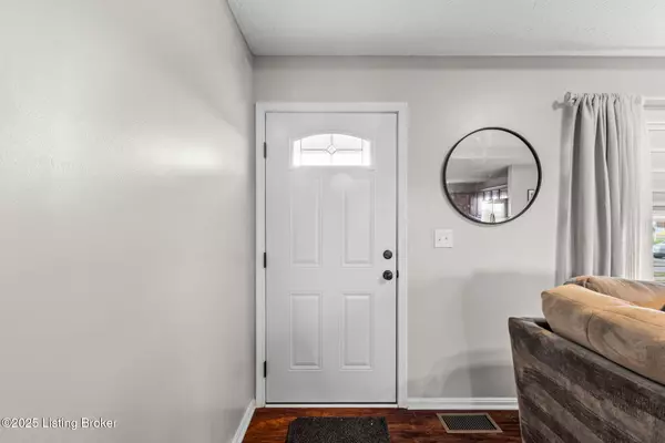 Shepherdsville, KY 40165,708 Tecumseh Dr