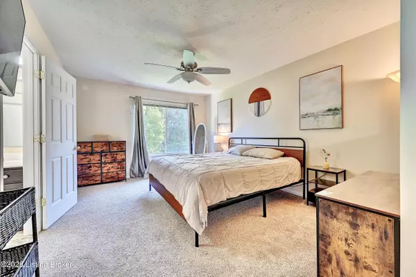 Union, KY 41091,936 Oakmont Ct