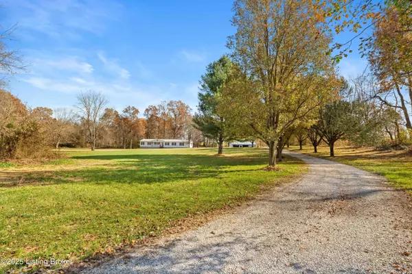 370 Timberline Dr, Vine Grove, KY 40175