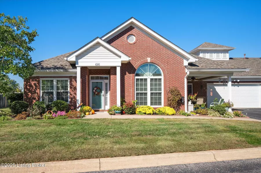 6501 Park Gate Ct, Louisville, KY 40229