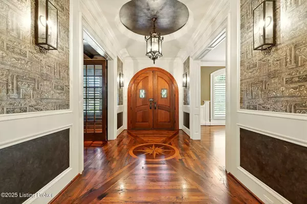 Prospect, KY 40059,5402 Farm Ridge Ln