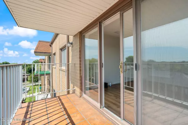 3030 Breckenridge Ln ## 516-2, Louisville, KY 40220