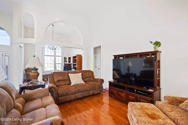 Shepherdsville, KY 40165,275 Brian Dr