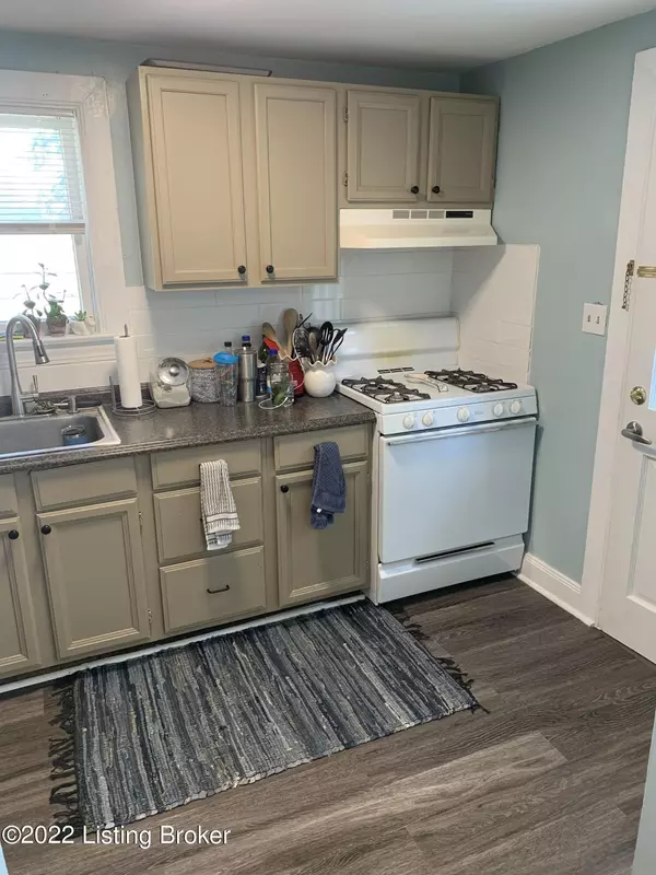 Louisville, KY 40207,501 Wallace Ave #2