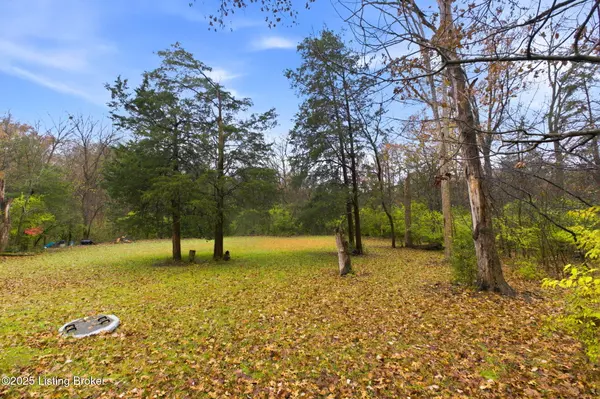 La Grange, KY 40031,3300 Pin Oak Dr