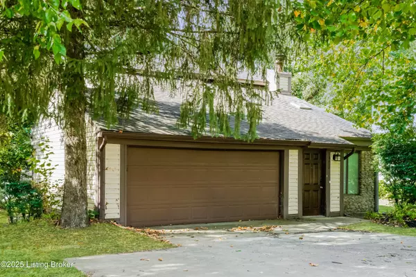 Louisville, KY 40220,2808 Six Mile Ln