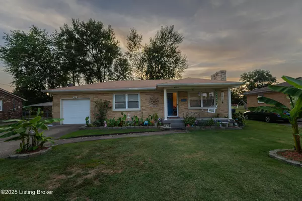 Louisville, KY 40258,8004 Canna Dr