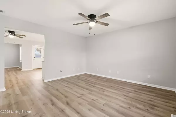 Louisville, KY 40229,8706 Wisdom Ln