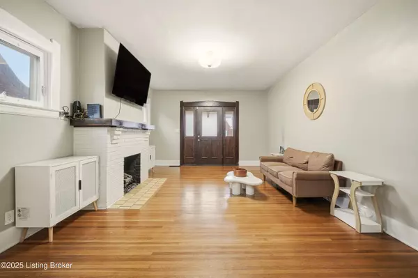 Louisville, KY 40213,1206 Larue Ave