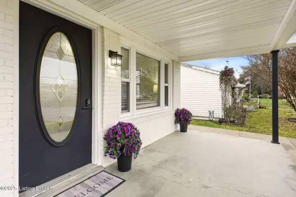 Louisville, KY 40213,1323 Lacona Ln