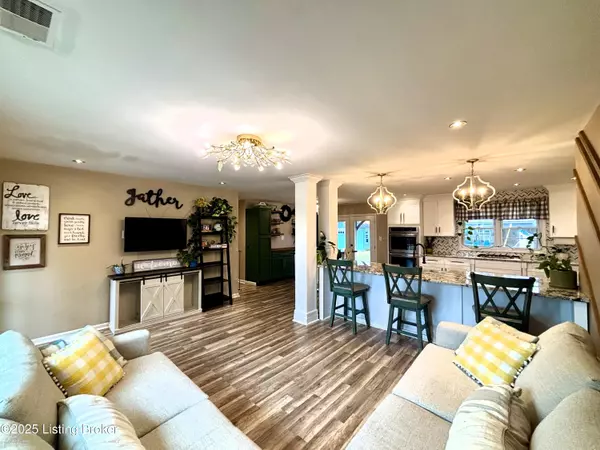 Louisville, KY 40220,4402 Northwood Dr