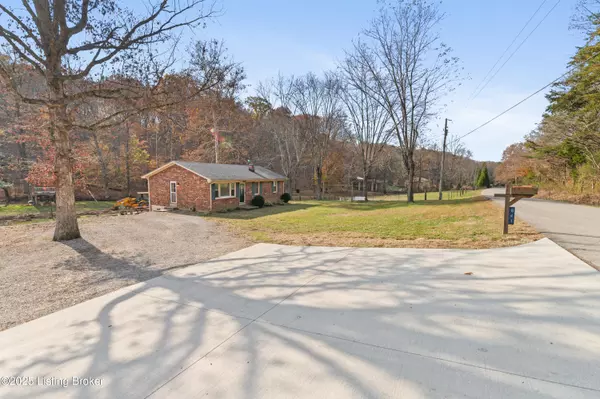 Boston, KY 40107,841 Lick Crk Rd