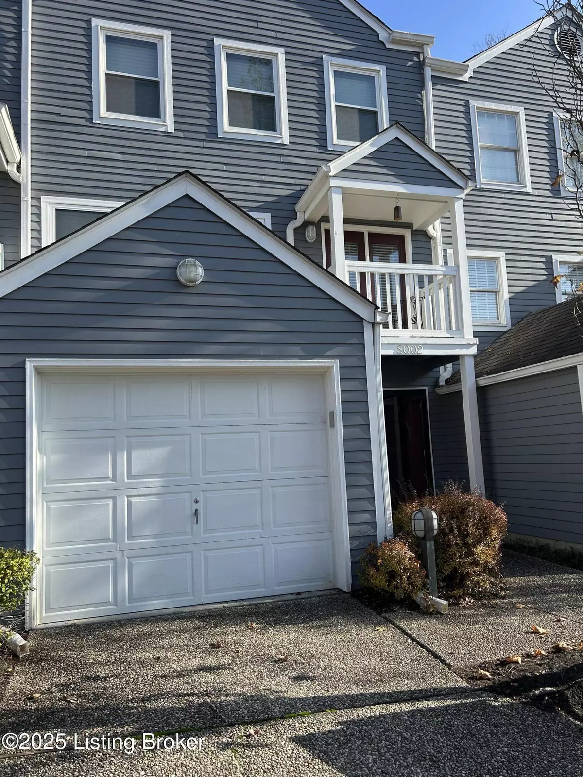 Prospect, KY 40059,8002 Harrods Landing Dr #8002