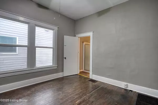 Louisville, KY 40211,625 Louis Coleman Jr Dr