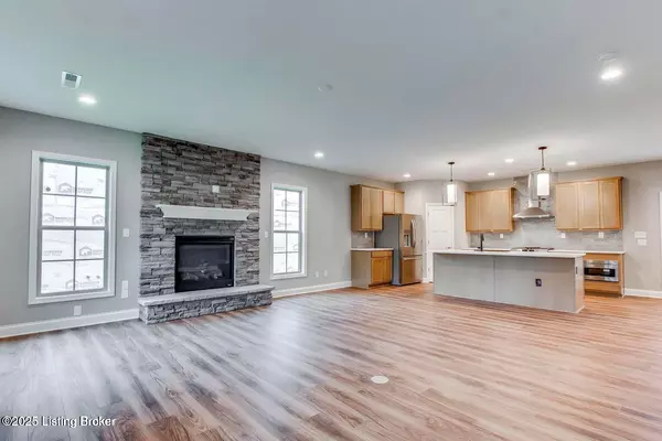 Louisville, KY 40245,14210 Halden Ridge WAY