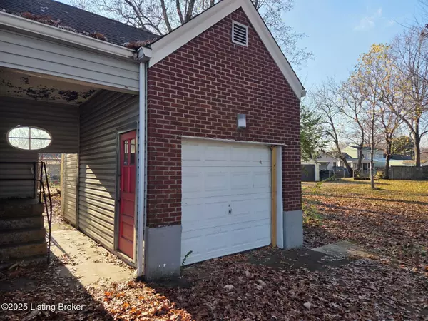 Louisville, KY 40208,716 Algonquin Pkwy