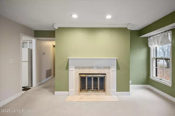 Louisville, KY 40223,10339 Shelbyville Rd