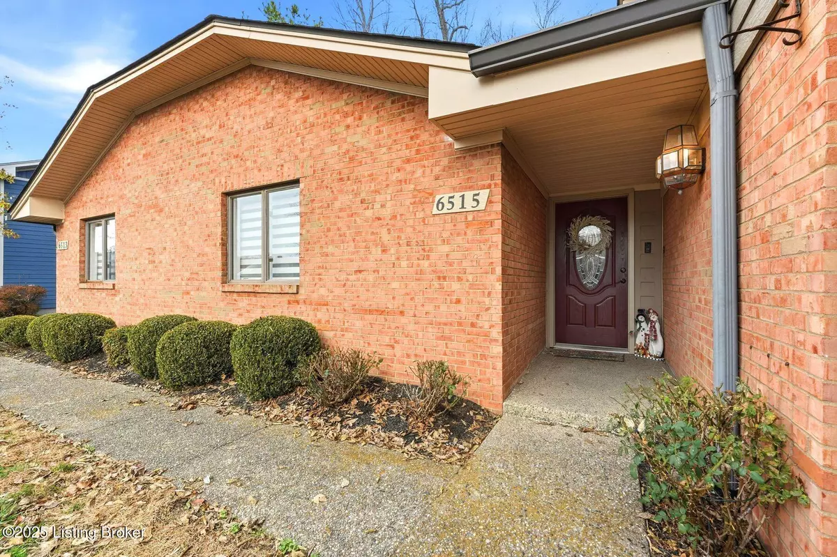 Prospect, KY 40059,6515 Marina Dr