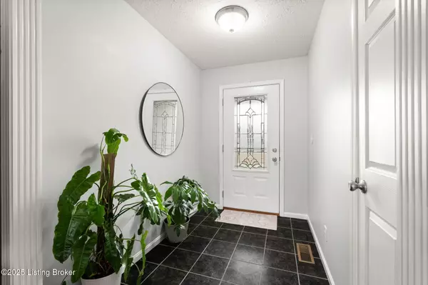 Louisville, KY 40216,5603 Wilke Farm Ave