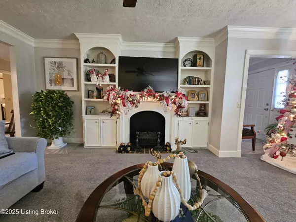 Campbellsville, KY 42718,102 Regency Ct #B-2