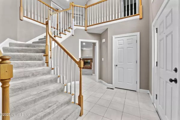 Louisville, KY 40241,Address not disclosed