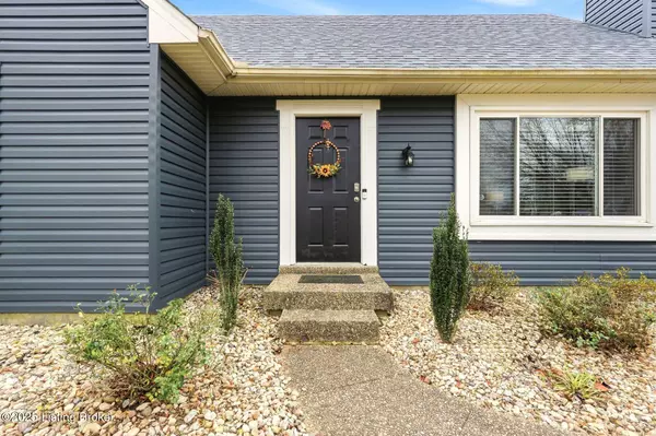 Louisville, KY 40299,10100 Settlers Crest Ln