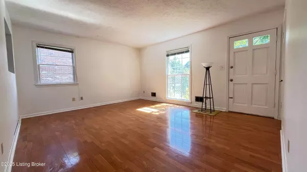 Louisville, KY 40219,3611 Tarragon Rd