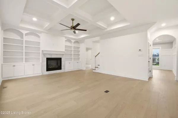 Louisville, KY 40299,4011 Thomas Farm Dr