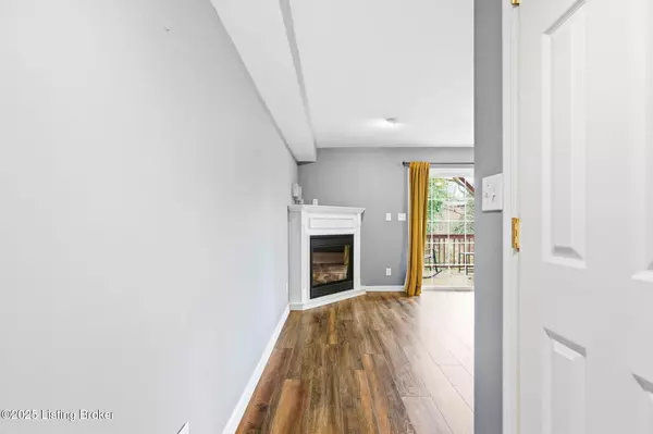 Louisville, KY 40206,741 N Hite Ave #4