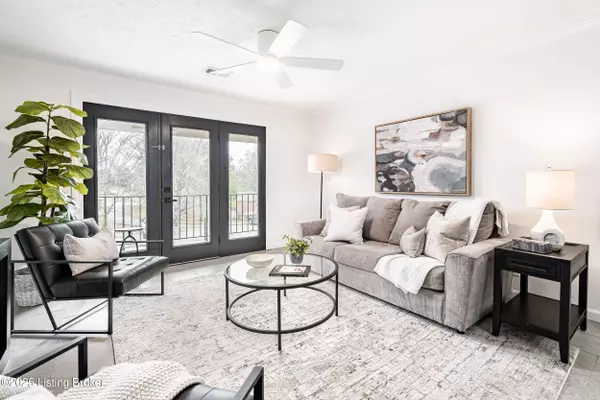 7910 Grenoble Ln #A, Prospect, KY 40059