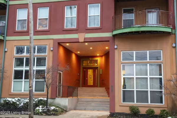 Louisville, KY 40206,2411 Brownsboro Rd #203