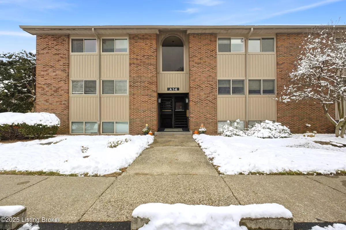 Clarksville, IN 47129,5 Lakeshore Dr