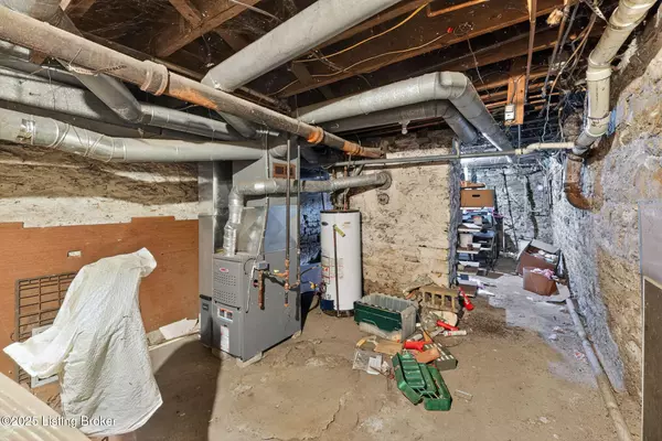 Covington, KY 41011,1517 Banklick St