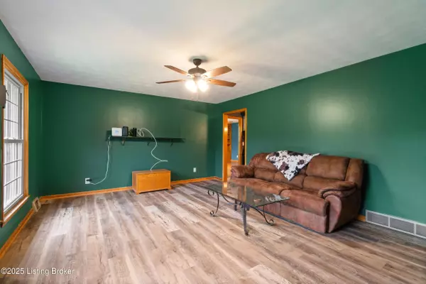 New Haven, KY 40051,10640 New Haven Rd