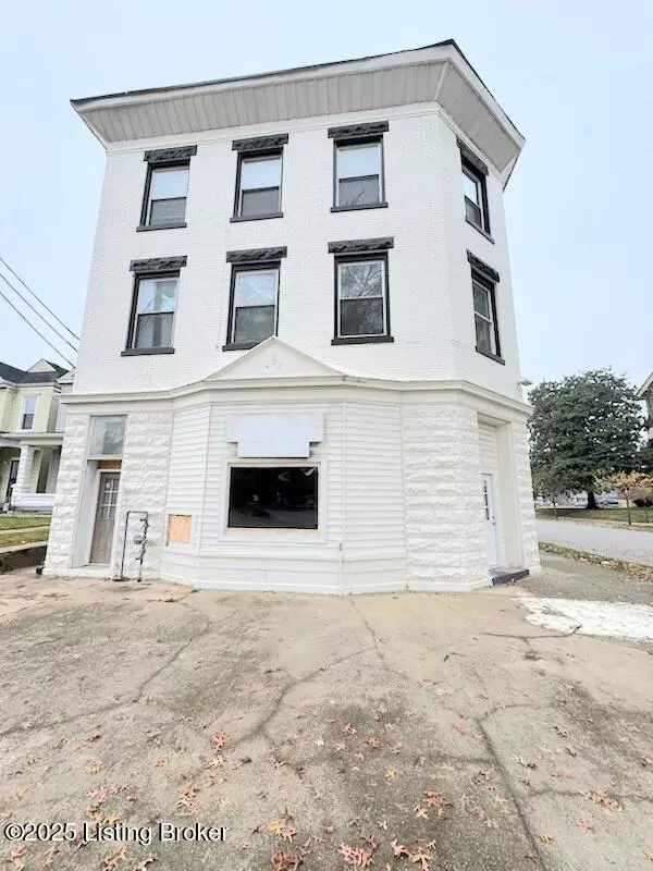 3000 S 3rd St #1-6, Louisville, KY 40208