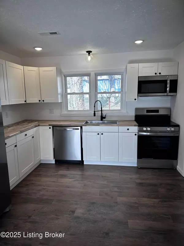 523 Leavette Ave, Leitchfield, KY 42754