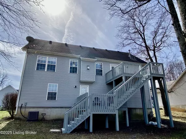 Louisville, KY 40229,6901 Brook Bend WAY